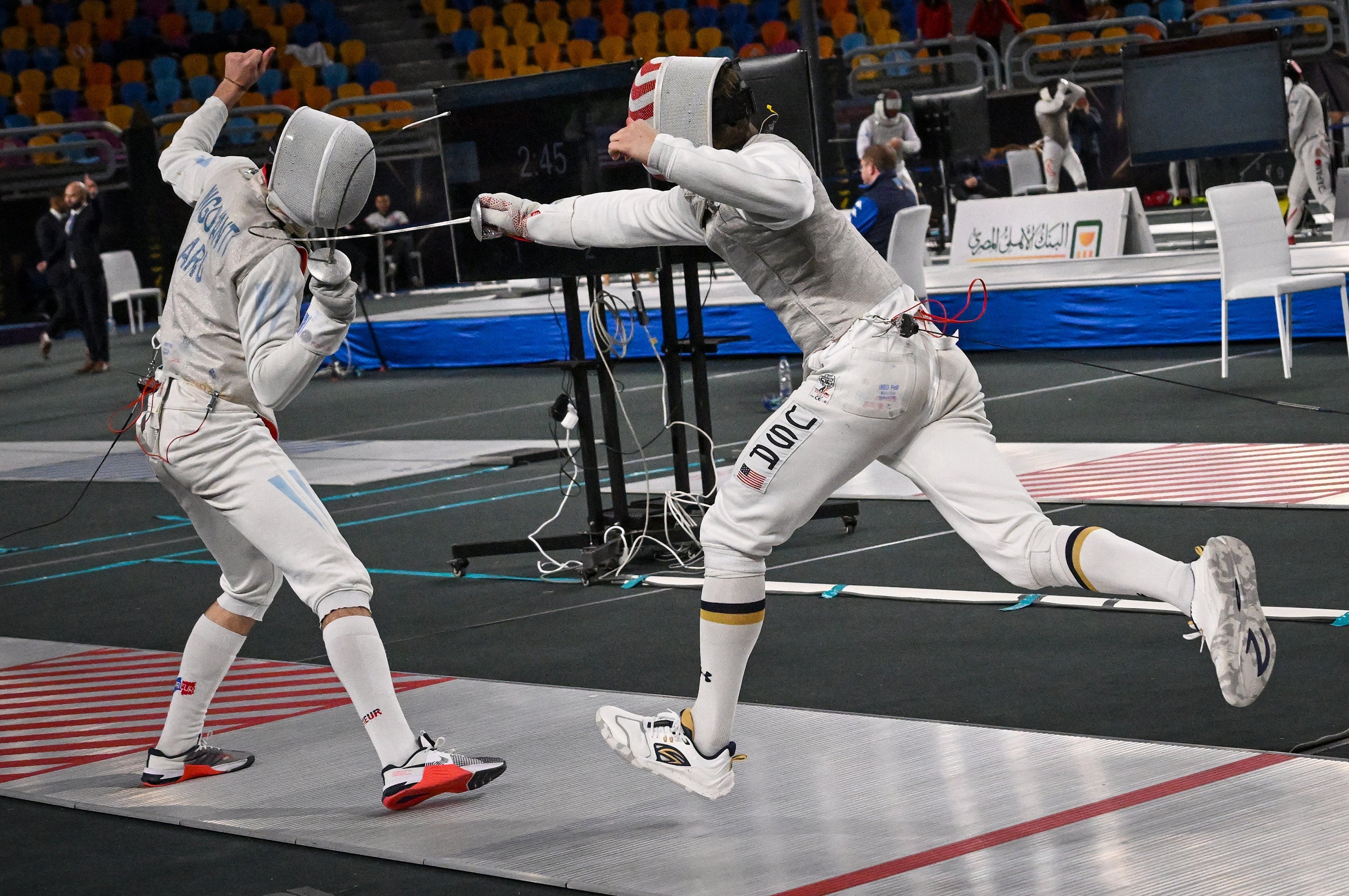 Best fencing drills from professional fencers you can easily practice every day.