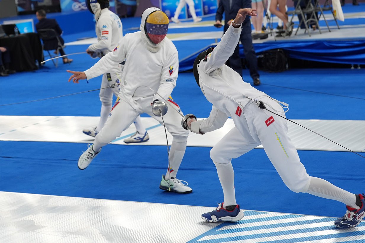 The Importance of Discipline and Focus in Fencing Practice